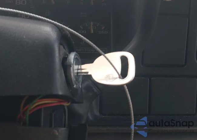 1GCEC19W6WE145713: 42969075