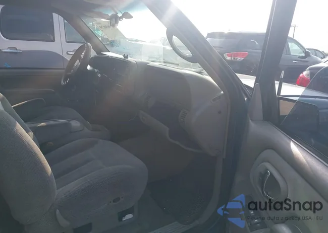 1GCEC19W6WE145713: 42969075