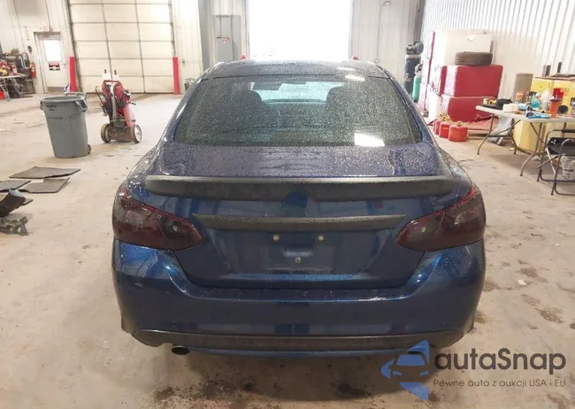 1N4AL3AP5JC120553: 42969134