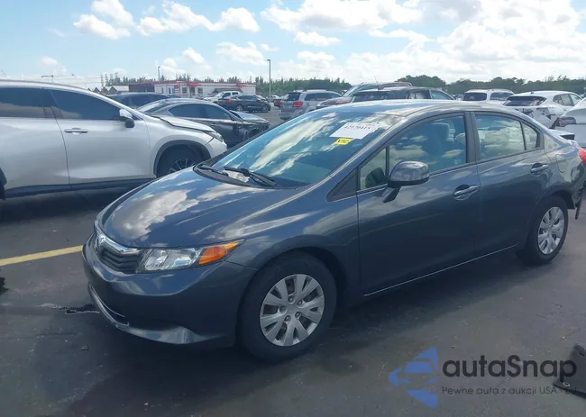 19XFB2F5XCE007813: 42970415