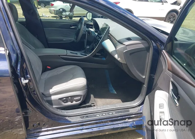 4T1DZ1FB6NU077635: 42970460