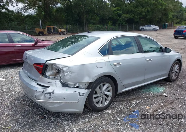 1VWBA7A37JC044940: 42970521