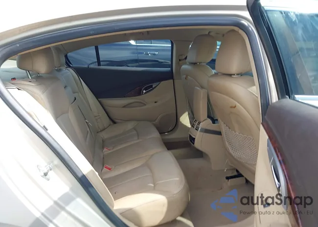 1G4GD5G39CF174226: 42970679