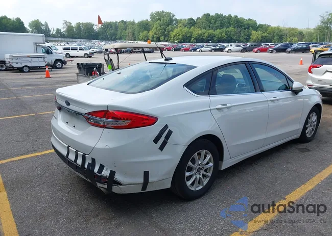 3FA6P0G74JR270929: 42970950