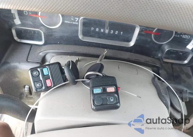 1FMJU1G5XAEB67479: 42970167