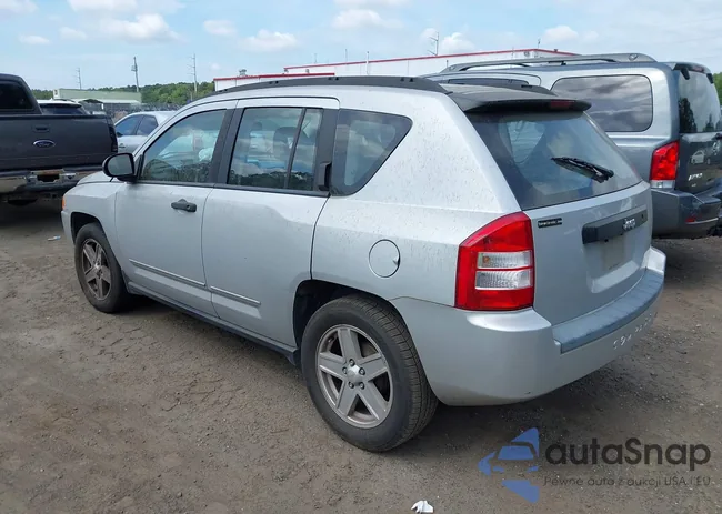 1J8FT47098D676782: 42970308