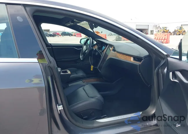 5YJSA1E24KF311683: 42971547