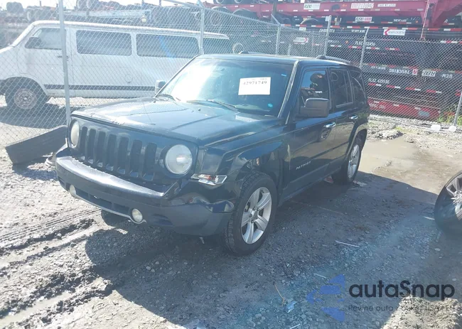 1C4NJPCB0ED660581: 42971749