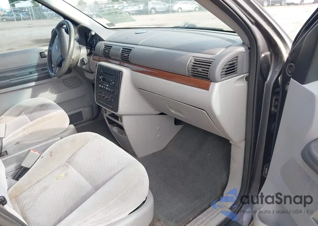 2FMDA52265BA10401: 42971810