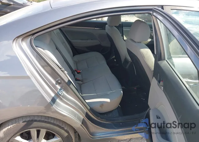 5NPD84LF4JH285016: 42971229