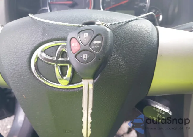 2T1BU4EE7BC621480: 42971298