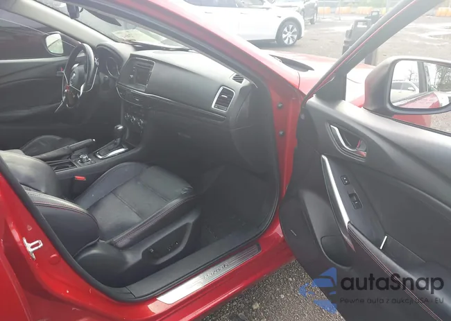 JM1GJ1W60F1172755: 42972404