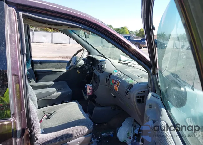 1P4GP44R3VB432731: 42972659