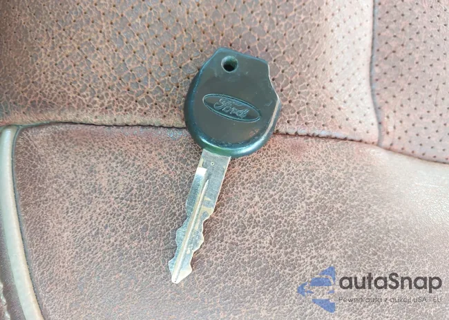 1FTFW1EV8AKB70521: 42972736