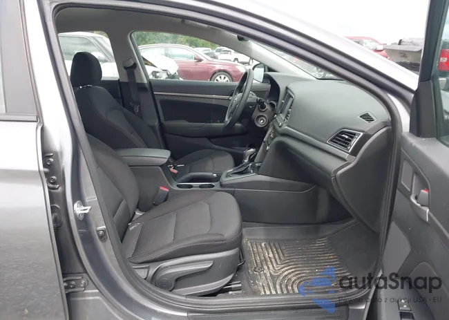 5NPD84LF7JH382064: 42972786