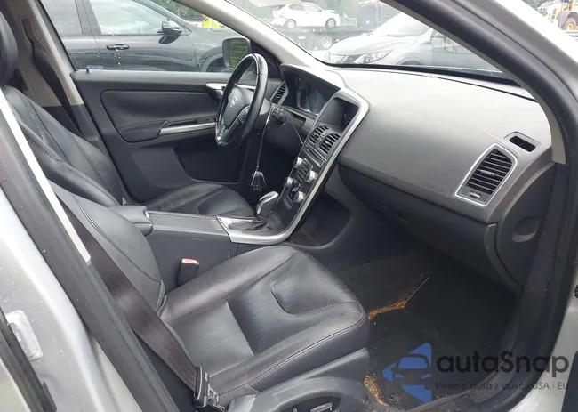 YV440MDK6F2632340: 42972812