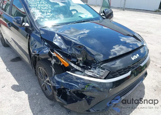 3KPF24AD6RE704558: 42972862