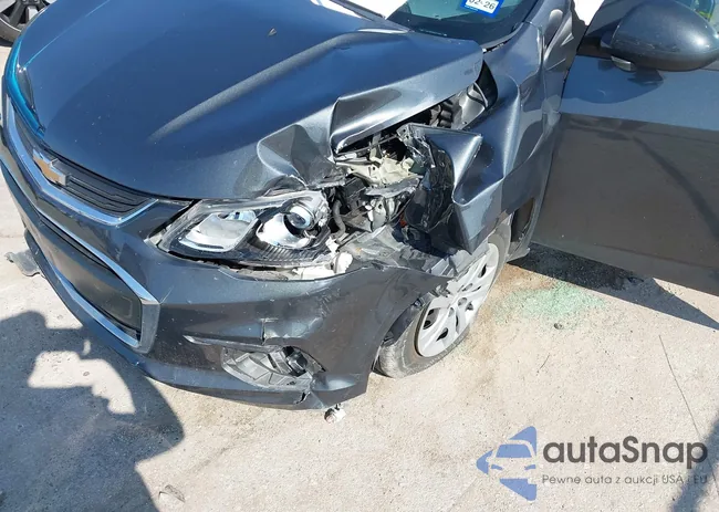 1G1JB5SB8K4133510: 42972926