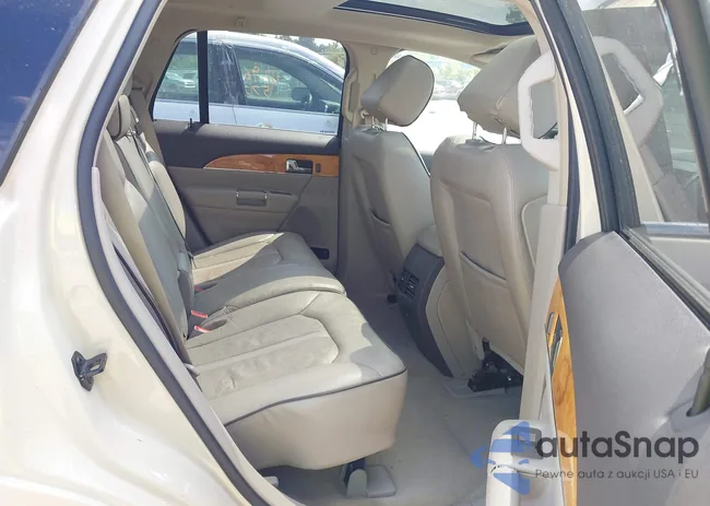 2LMDJ8JK7EBL00654: 42971979