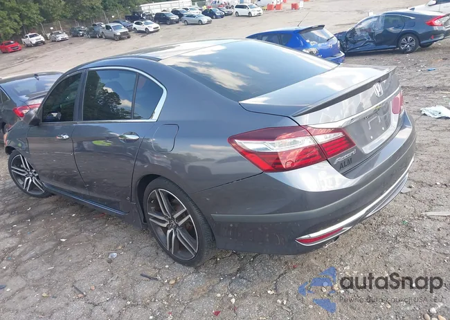 1HGCR2F50HA190343: 42972070