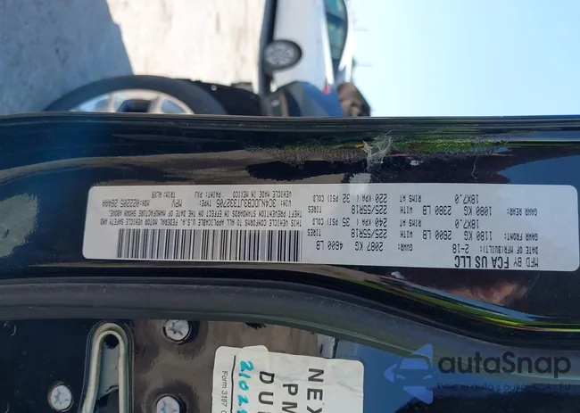 3C4NJDCB3JT332705: 42972229