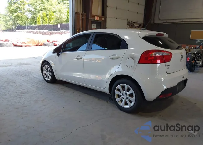 KNADM5A3XF6458515: 42972263