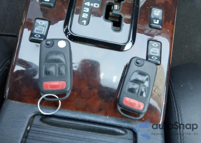 WDBFA68F71F200714: 42972272