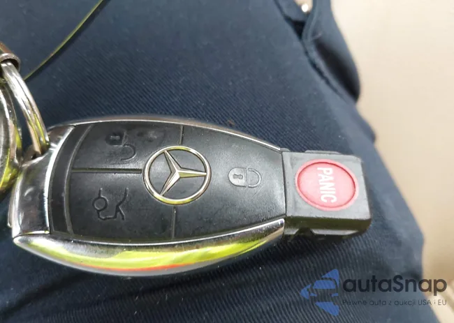 4JGBF7BEXAA557952: 42973609