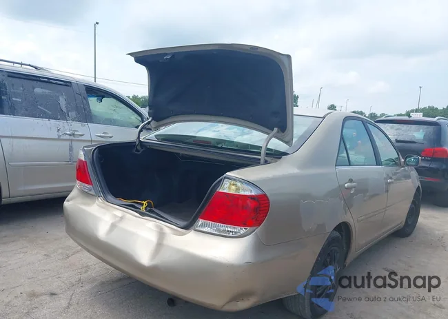 4T1BE32K15U980814: 42973873