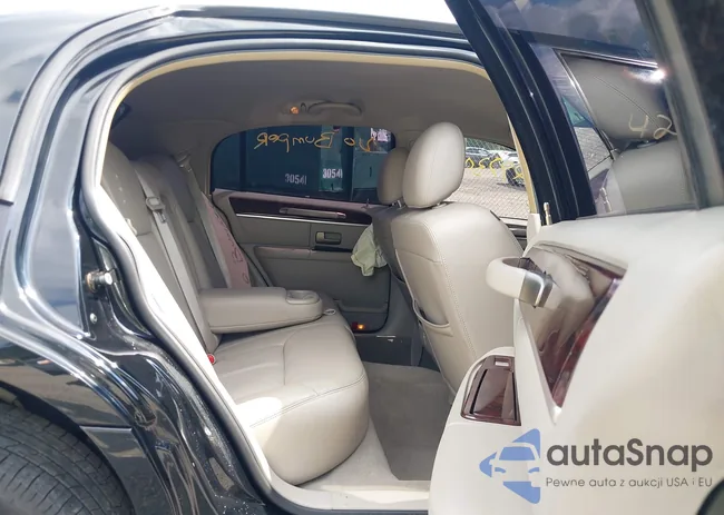 2LNBL8CV6AX750197: 42973000