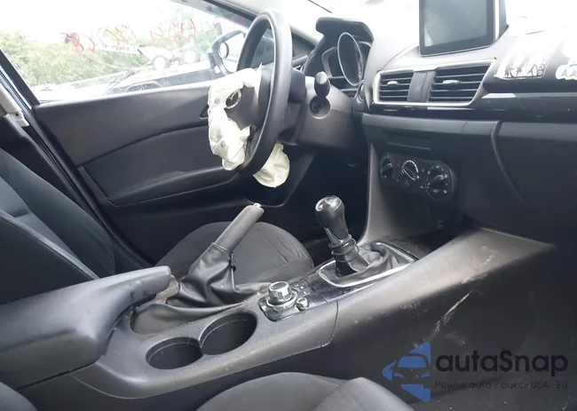 3MZBM1U71FM218364: 42973088