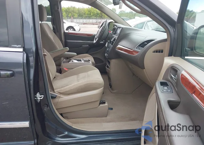 2C4RC1BG1ER195621: 42973222