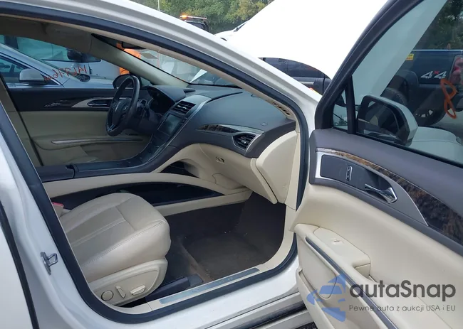 3LN6L2GK0DR801078: 42973358