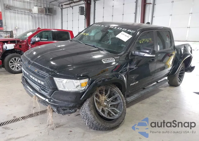 1C6SRFFT8NN128135: 42974698