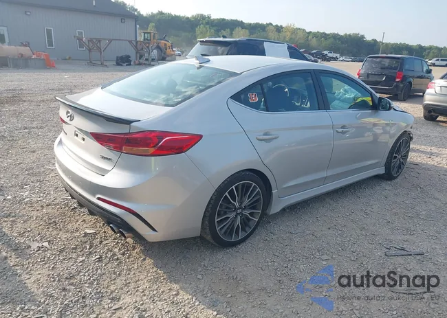 KMHD04LB8JU557556: 42974741