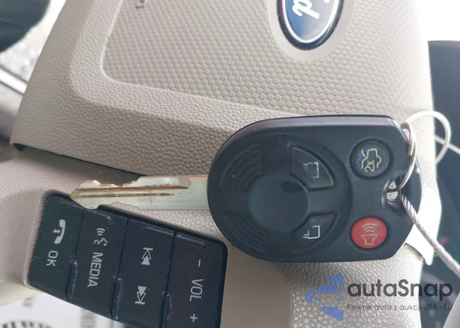 1FMCU5K33BKC19625: 42974831