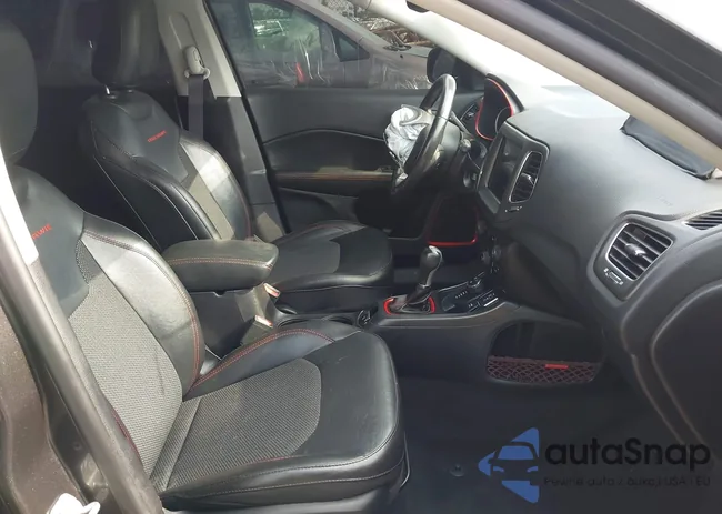 3C4NJDDB4KT721966: 42974898