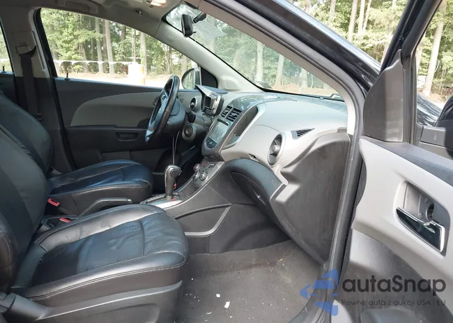 1G1JE6SB4F4205158: 42974217