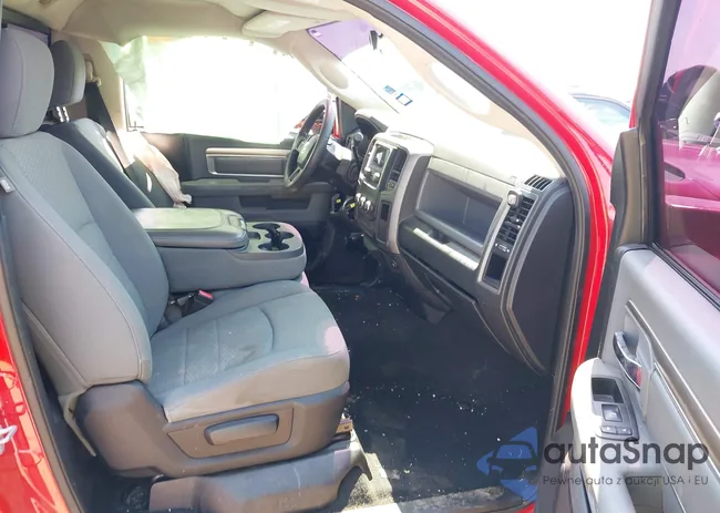 3C6JR6AT4DG563146: 42974227