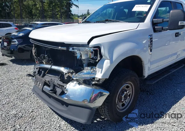 1FT7X2B68LED03784: 42974331