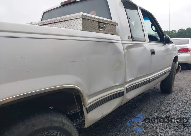 1GCEK19R3WE129448: 42975561