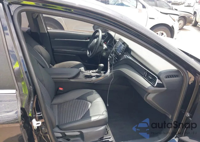 4T1G11AK1NU687065: 42975679