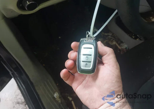 2C4RC1AG2LR129934: 42975771