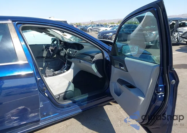 1HGCR2F35FA101037: 42975774