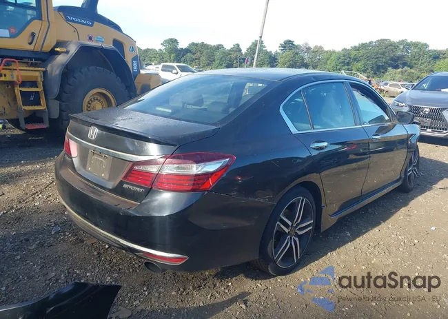 1HGCR2F52HA205540: 42975840