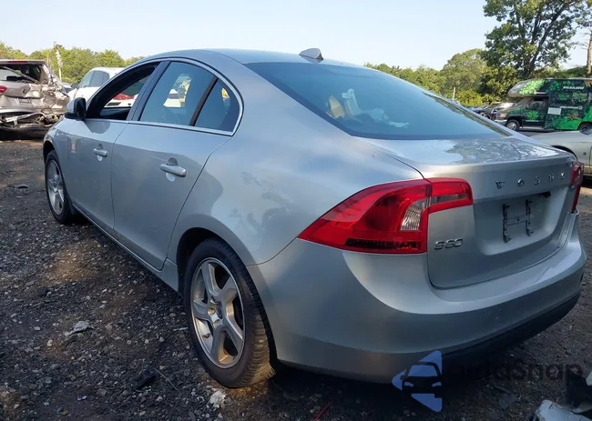 YV1622FS2C2126095: 42975914