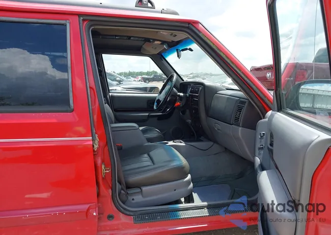 1J4FT78S3WL184979: 42975922