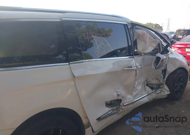 2C4RC1GG0JR232810: 42975252