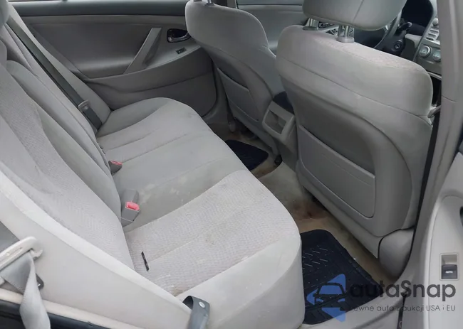 4T1BF3EK2BU228608: 42975269