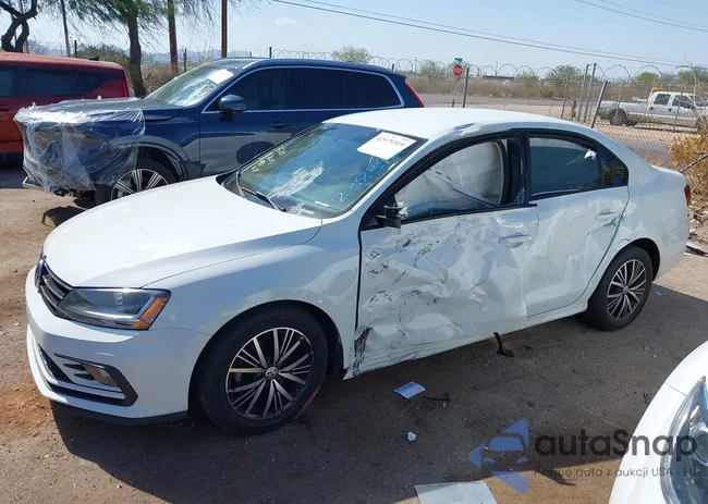 3VWDB7AJ1JM238396: 42975319